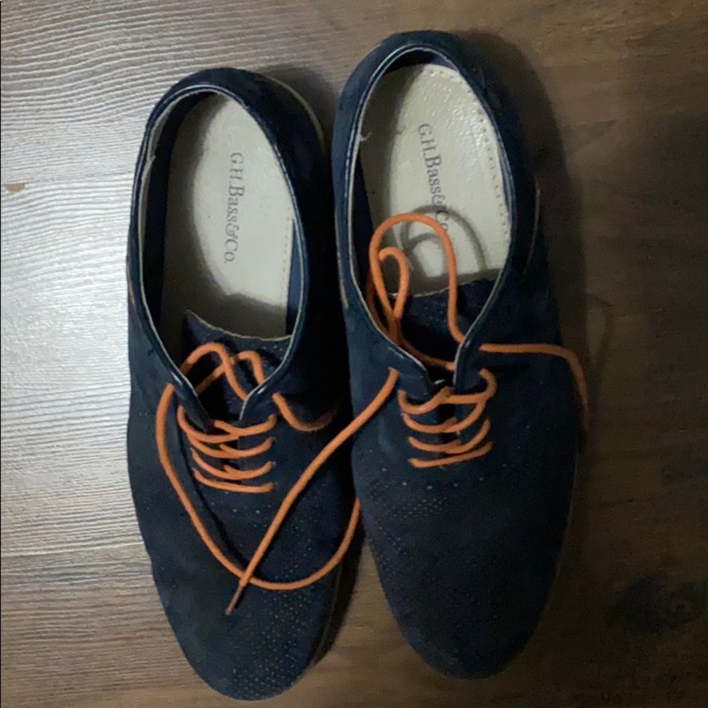 Shoes - Picture 3 of 5